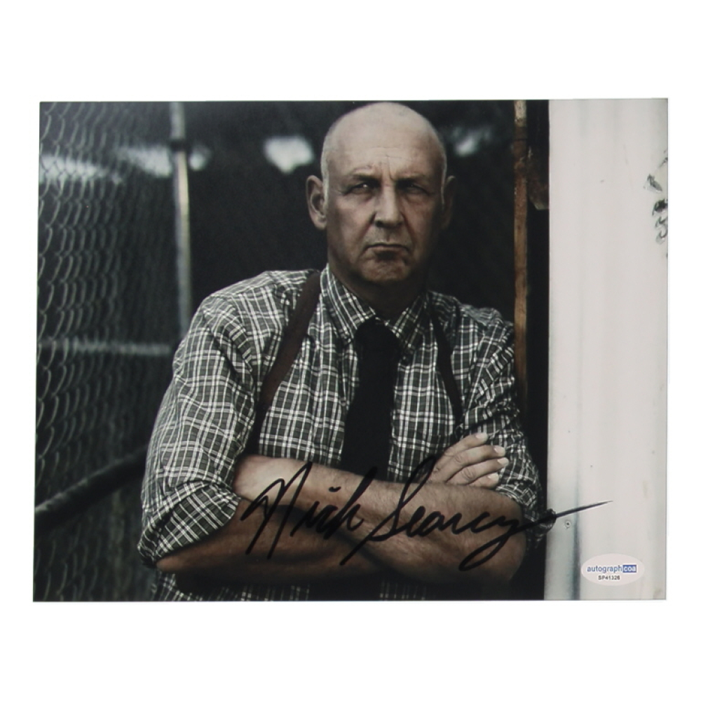 Nick Searcy Signed "Justified" 8x10 Photo (AutographCOA) at PristineAuction.com