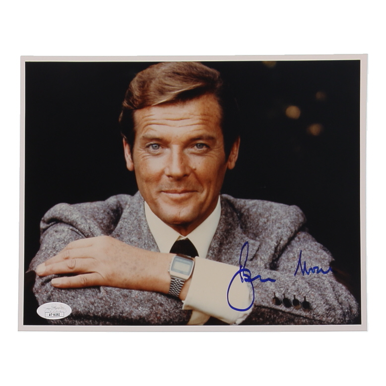 Roger Moore Signed 8x10 Photo (JSA) at PristineAuction.com Roger Moore Signed 8x10 Photo (JSA) at PristineAuction.com