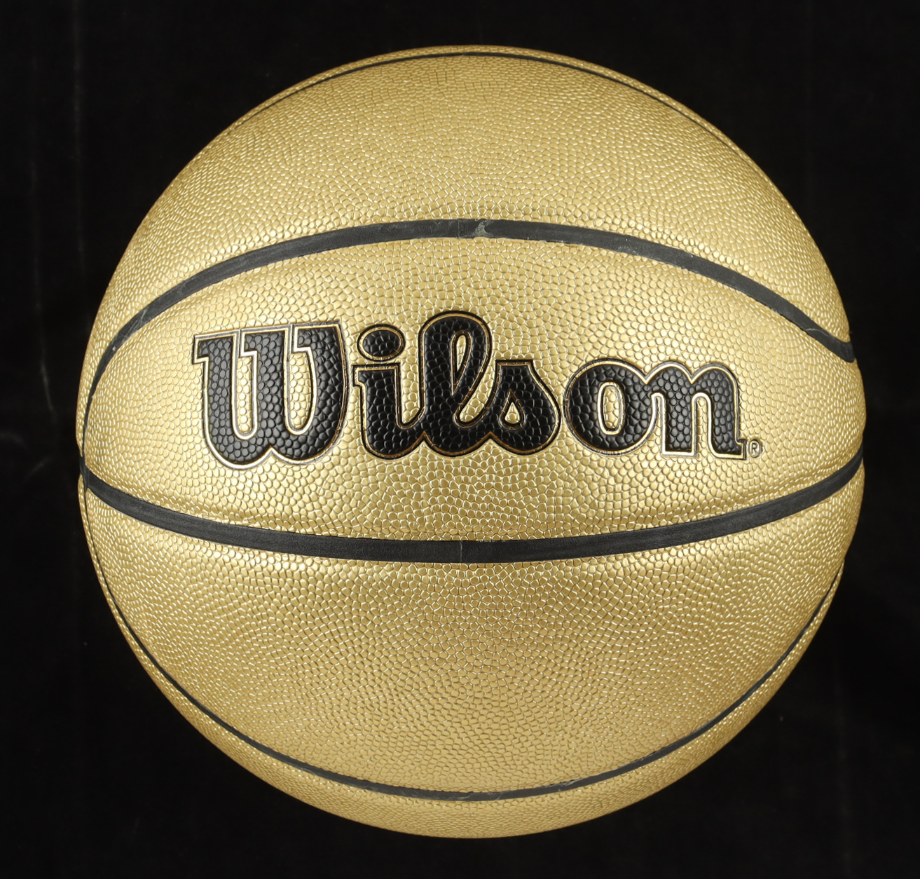 Larry Bird Signed NBA Gold Edition Basketball with Display Case (PSA) at PristineAuction.com Larry Bird Signed NBA Gold Edition Basketball with Display Case (PSA) at PristineAuction.com