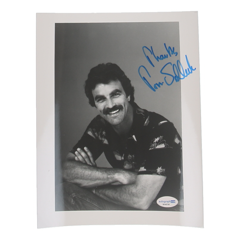 Tom Selleck Signed "Magnum P.I." 8x10 Photo Inscribed "Thanks" (ACOA) at PristineAuction.com Tom Selleck Signed "Magnum P.I." 8x10 Photo Inscribed "Thanks" (ACOA) at PristineAuction.com