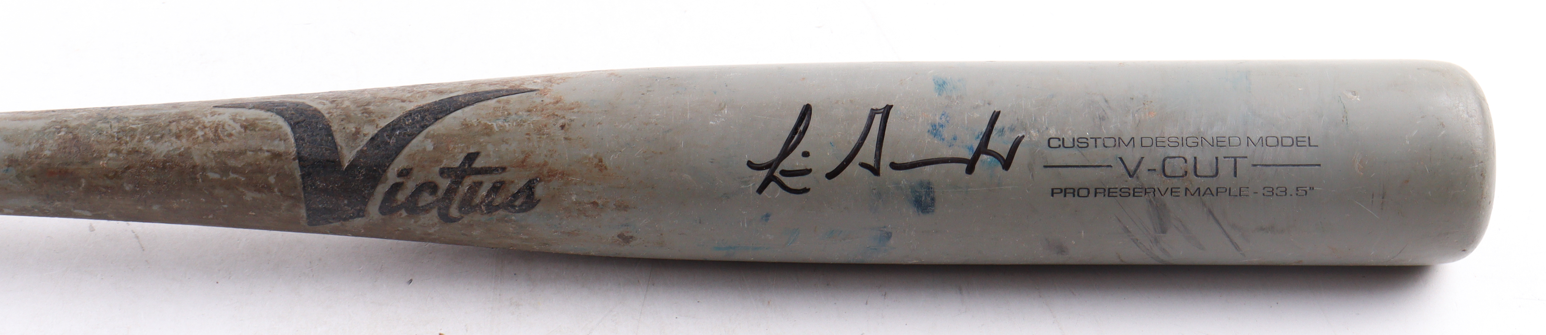 Luis Gonzalez Signed Game-Used Victus Pro Baseball Bat (Beckett) at PristineAuction.com Luis Gonzalez Signed Game-Used Victus Pro Baseball Bat (Beckett) at PristineAuction.com