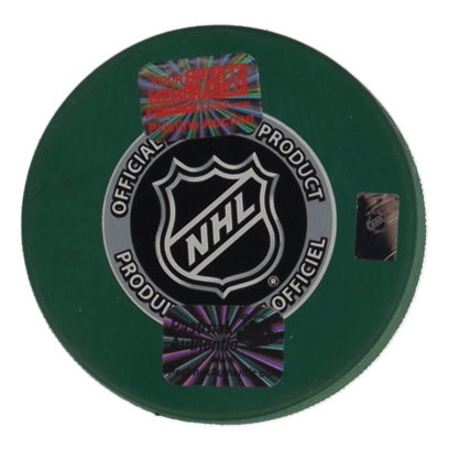 David Pastrnak Signed Irish Bruins Logo Hockey Puck (Pastrnak) at PristineAuction.com David Pastrnak Signed Irish Bruins Logo Hockey Puck (Pastrnak) at PristineAuction.com