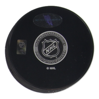 Chris Chelios Signed Blackhawks Logo Hockey Puck Inscribed "HOF 2013" (SportAuthentix) at PristineAuction.com Chris Chelios Signed Blackhawks Logo Hockey Puck Inscribed "HOF 2013" (SportAuthentix) at PristineAuction.com