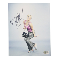 Iliza Shlesinger Signed 8x10 Photo (Beckett) at PristineAuction.com