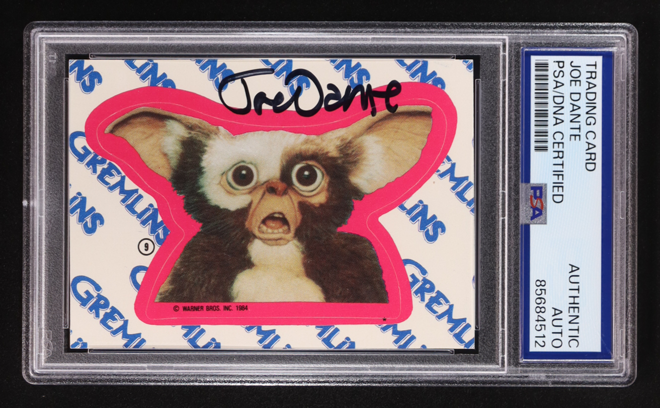 Joe Dante Signed 1984 Gremlins Trading Card #9 (PSA) at PristineAuction.com Joe Dante Signed 1984 Gremlins Trading Card #9 (PSA) at PristineAuction.com