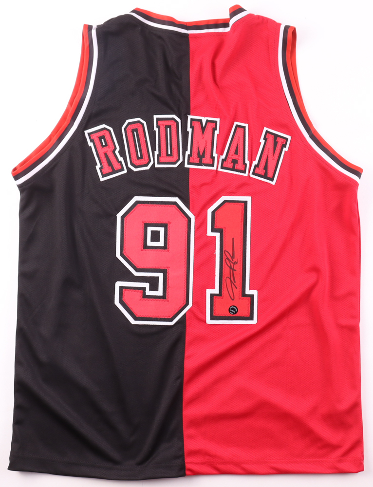 Dennis Rodman Signed Jersey (Authentic Ink) at PristineAuction.com Dennis Rodman Signed Jersey (Authentic Ink) at PristineAuction.com