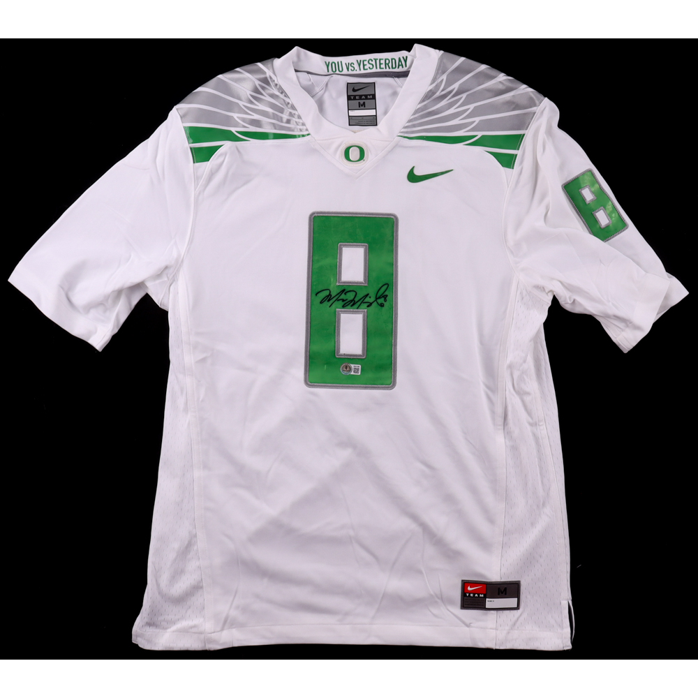 Marcus Mariota Signed Oregon Ducks Nike Authentic Jersey (Beckett) at PristineAuction.com