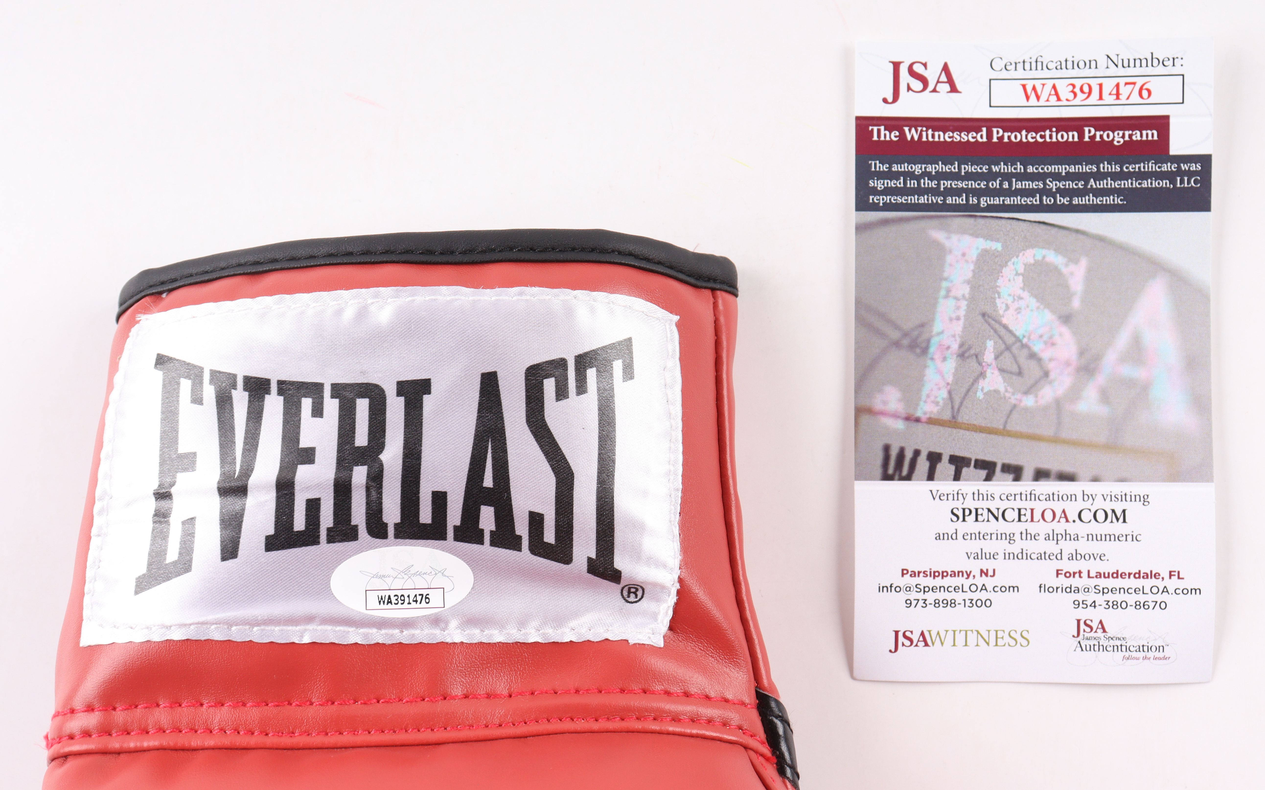 Larry Holmes Signed Everlast Model Boxing Glove (JSA) at PristineAuction.com Larry Holmes Signed Everlast Model Boxing Glove (JSA) at PristineAuction.com