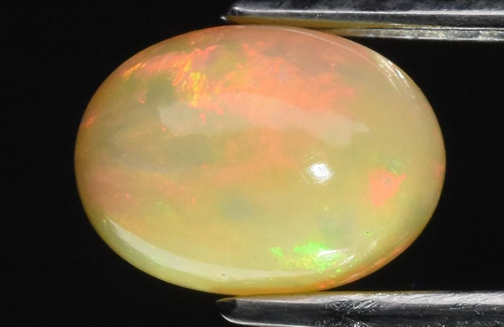 1.05 Carats Natural White Opal Loose at PristineAuction.com 1.05 Carats Natural White Opal Loose at PristineAuction.com