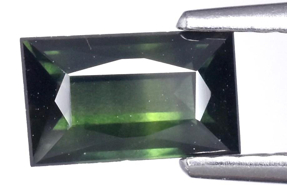1.04 Carats Natural Green Sapphire Loose at PristineAuction.com 1.04 Carats Natural Green Sapphire Loose at PristineAuction.com