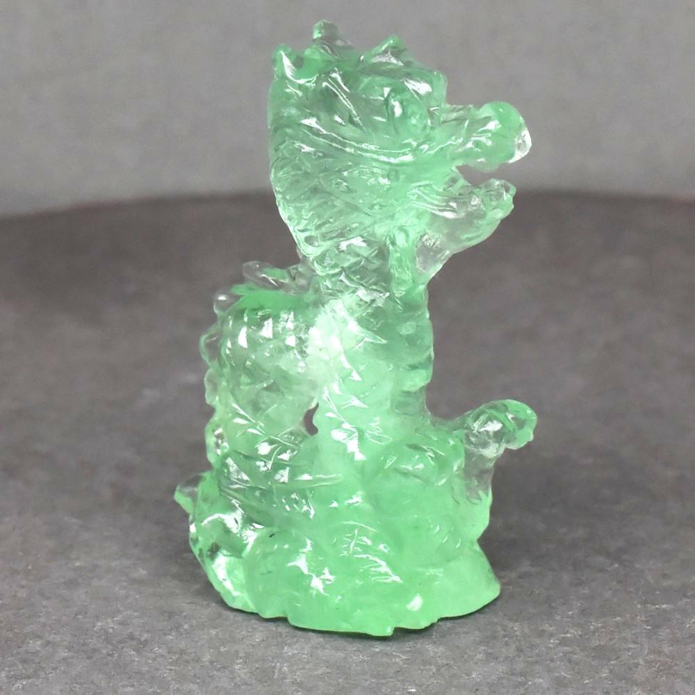 35.50 Carats Natural Fluorite Carving of a Dragon at PristineAuction.com 35.50 Carats Natural Fluorite Carving of a Dragon at PristineAuction.com