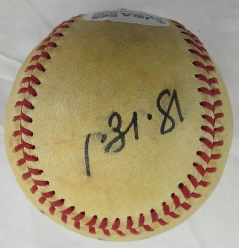 Reggie Jackson Signed Baseball Inscribed "1-31-81" (JSA) at PristineAuction.com Reggie Jackson Signed Baseball Inscribed "1-31-81" (JSA) at PristineAuction.com