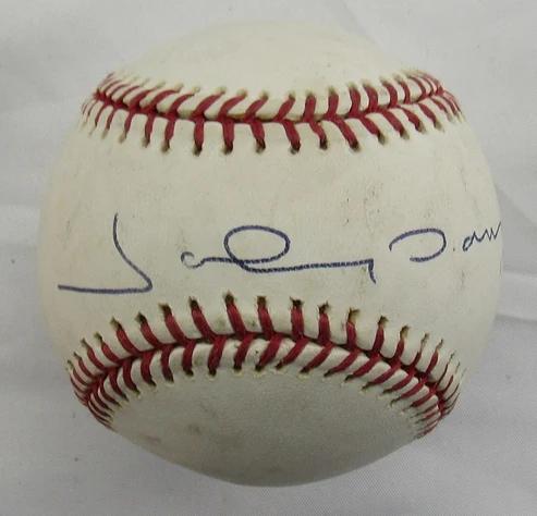Johnny Damon Signed OML Baseball (JSA) at PristineAuction.com Johnny Damon Signed OML Baseball (JSA) at PristineAuction.com