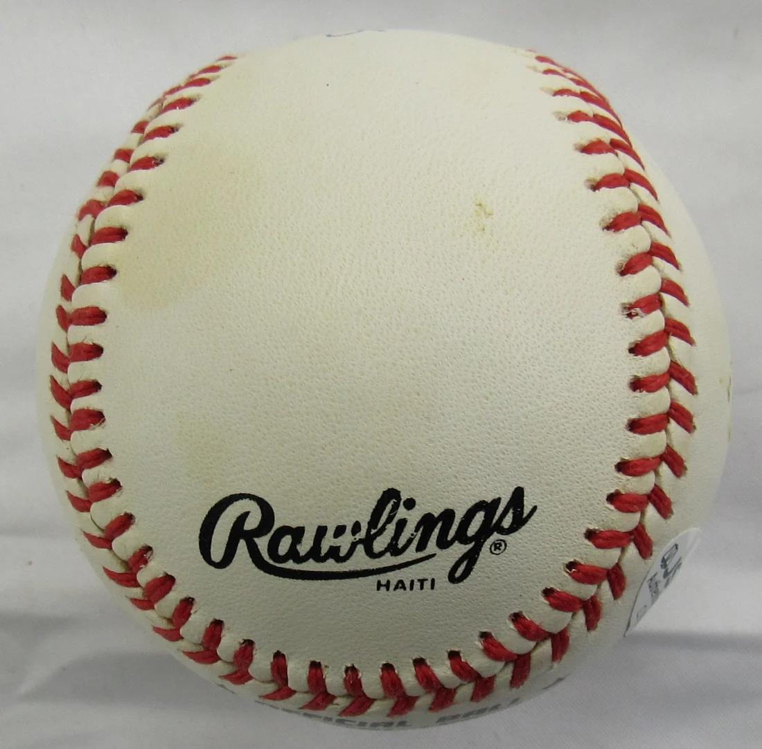 Ernie Banks Signed ONL Baseball (JSA) at PristineAuction.com Ernie Banks Signed ONL Baseball (JSA) at PristineAuction.com