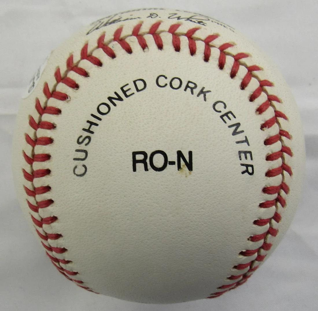 Johnny Bench Signed ONL Baseball (JSA) at PristineAuction.com Johnny Bench Signed ONL Baseball (JSA) at PristineAuction.com