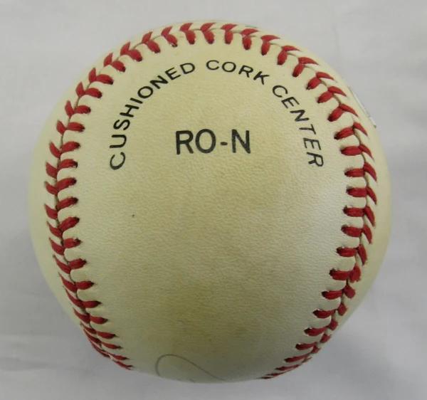 Pete Rose Signed ONL Baseball (JSA) at PristineAuction.com Pete Rose Signed ONL Baseball (JSA) at PristineAuction.com