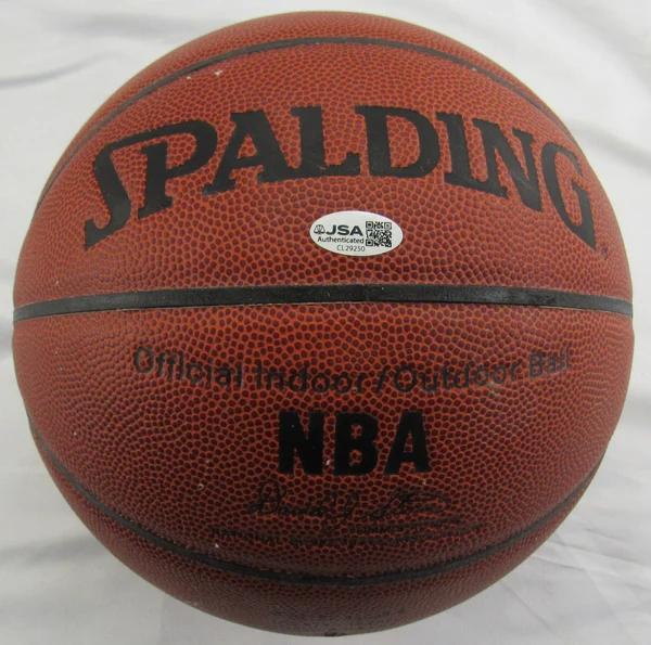 Alonzo Mourning Signed NBA Basketball (JSA) at PristineAuction.com Alonzo Mourning Signed NBA Basketball (JSA) at PristineAuction.com