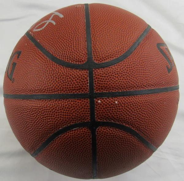 Alonzo Mourning Signed NBA Basketball (JSA) at PristineAuction.com Alonzo Mourning Signed NBA Basketball (JSA) at PristineAuction.com