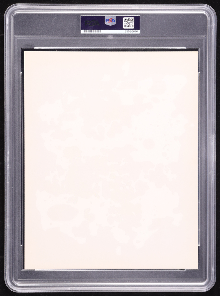 Willie Mays Signed Giants 8x10 Photo (PSA 8) at PristineAuction.com Willie Mays Signed Giants 8x10 Photo (PSA 8) at PristineAuction.com