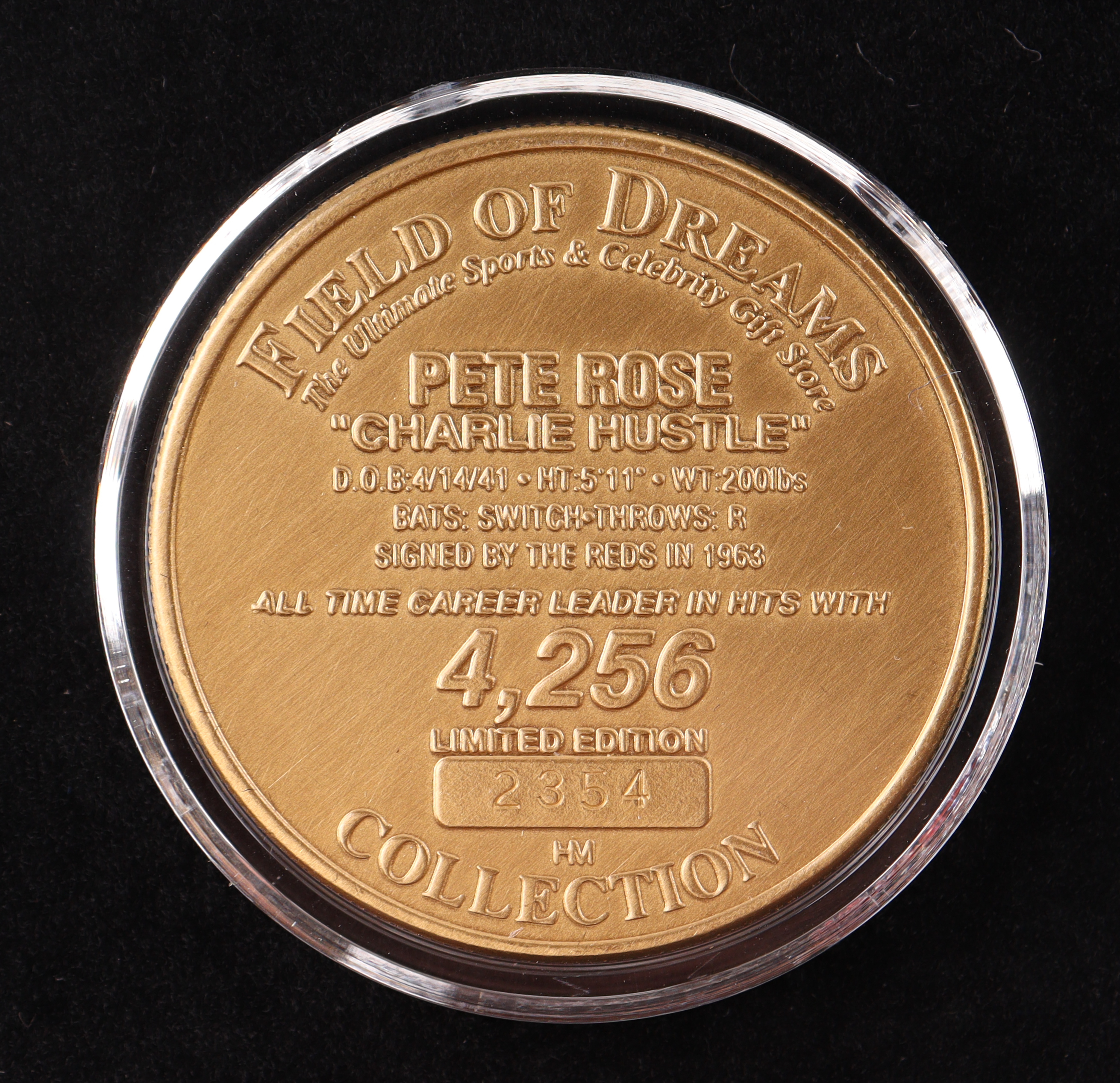Pete Rose LE Reds 4256 Solid Bronze Coin with Case at PristineAuction.com Pete Rose LE Reds 4256 Solid Bronze Coin with Case at PristineAuction.com