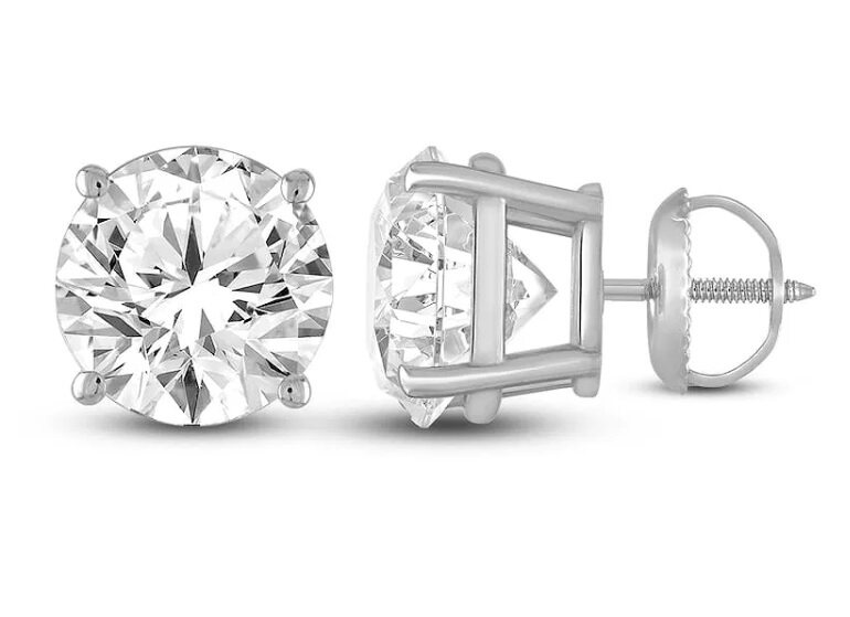 NEW! 1.03 CTW Lab-Grown Diamonds Earrings E-F, VVS2 | Estimated Retail Value: $5,460 (IGI) at PristineAuction.com NEW! 1.03 CTW Lab-Grown Diamonds Earrings E-F, VVS2 | Estimated Retail Value: $5,460 (IGI) at PristineAuction.com