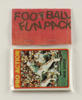 1972 Topps Football Card Fun Pack with (10) Cards at PristineAuction.com
