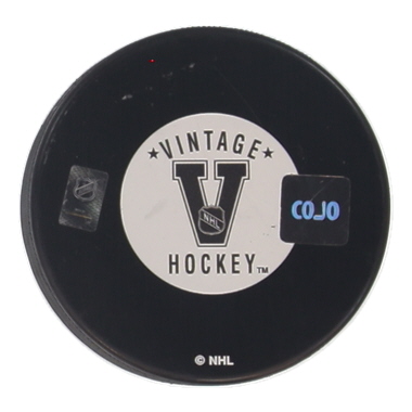 Ron Tugnutt Signed Nordiques Logo Hockey Puck Inscribed "70 Saves 3/21/91" (COJO) at PristineAuction.com Ron Tugnutt Signed Nordiques Logo Hockey Puck Inscribed "70 Saves 3/21/91" (COJO) at PristineAuction.com