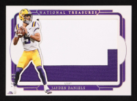 Jayden Daniels 2025 Panini National Treasures Collegiate Silhouettes Silver #18 #15/39 at PristineAuction.com