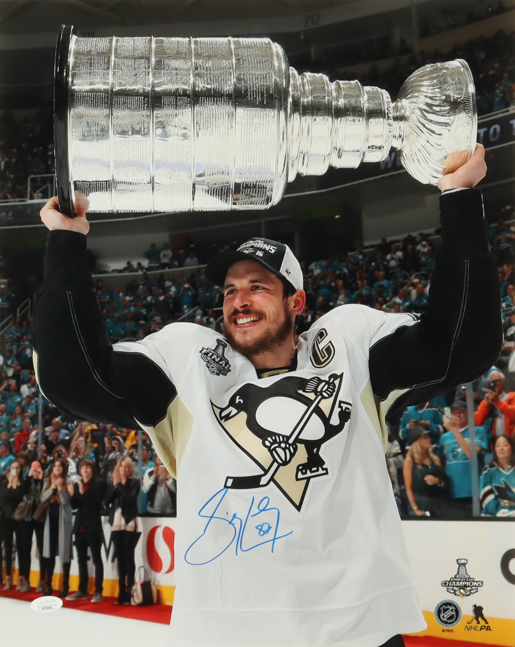 Sidney Crosby Signed Penguins 16x20 Photo (JSA) at PristineAuction.com Sidney Crosby Signed Penguins 16x20 Photo (JSA) at PristineAuction.com