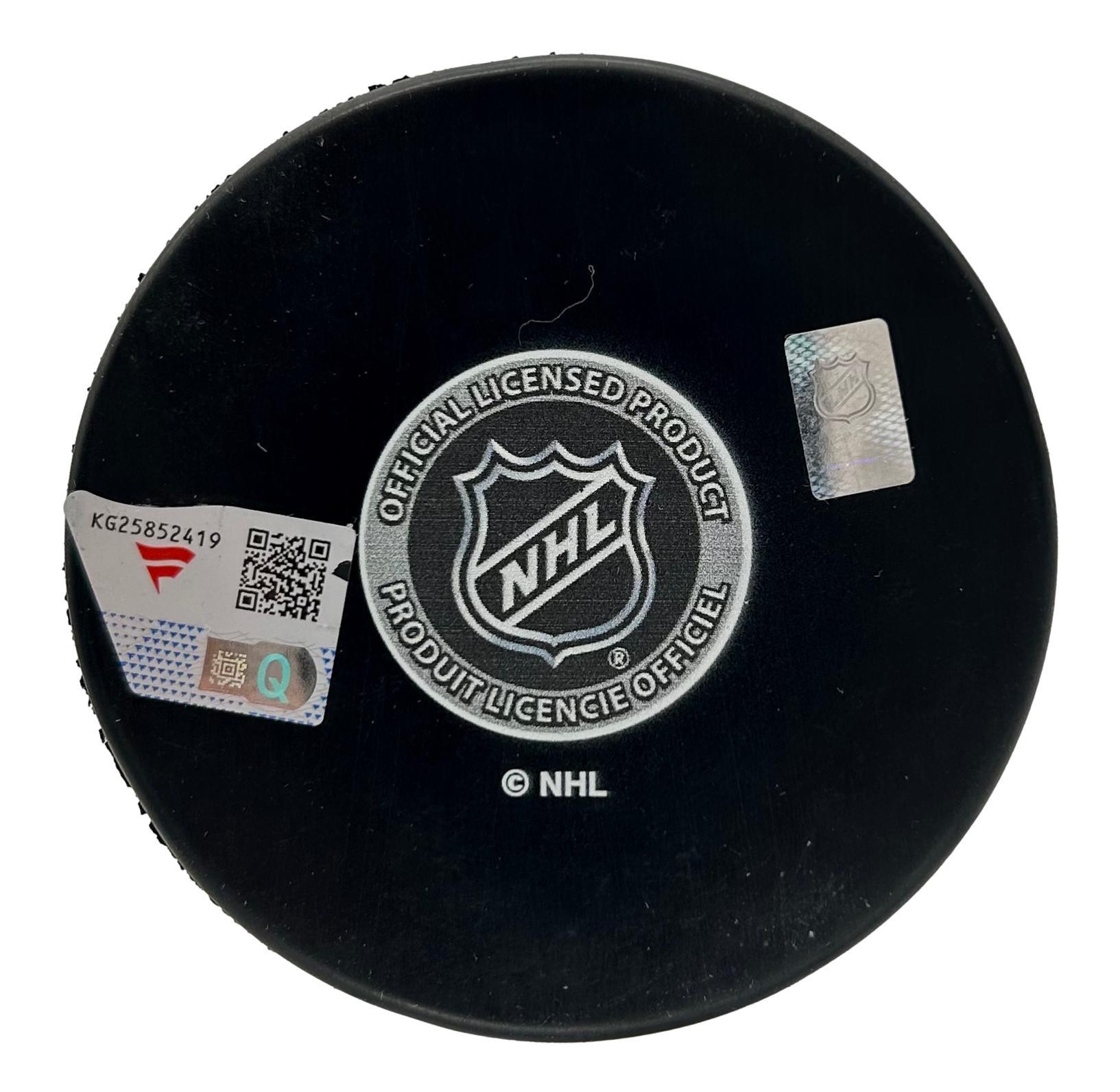 Martin Necas Signed Avalanche Logo Puck (Fanatics) at PristineAuction.com Martin Necas Signed Avalanche Logo Puck (Fanatics) at PristineAuction.com