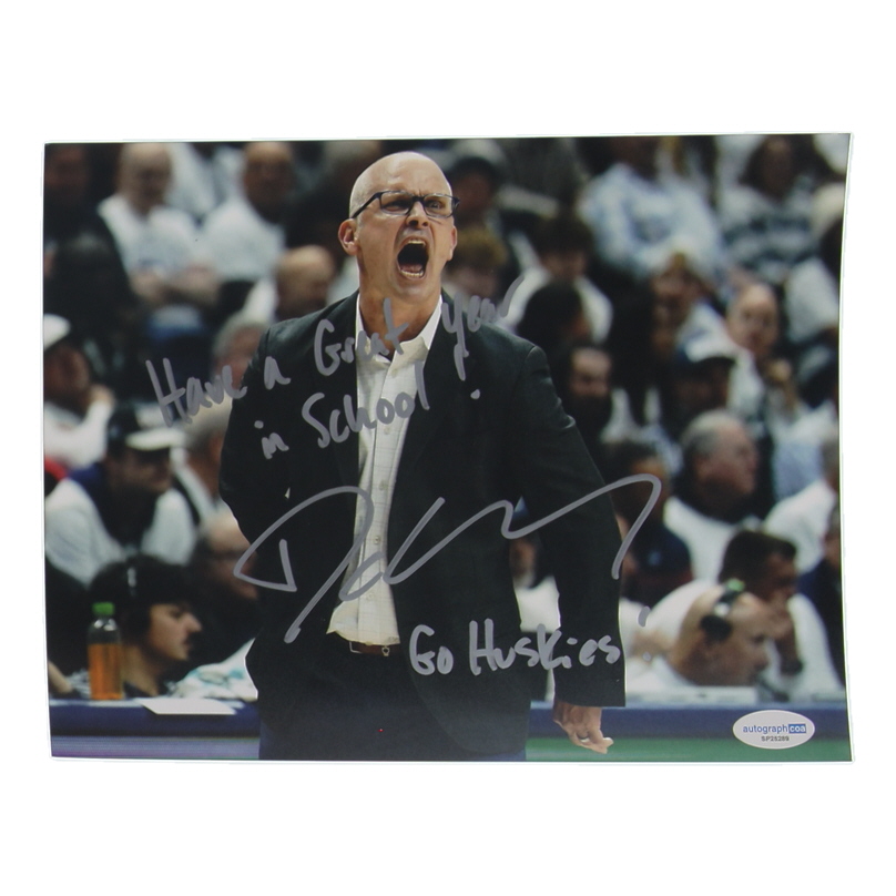 Dan Hurley Signed UConn Huskies 8x10 Photo Inscribed "Have A Great Year In School!" & "Go Huskies!" (ACOA) at PristineAuction.com Dan Hurley Signed UConn Huskies 8x10 Photo Inscribed "Have A Great Year In School!" & "Go Huskies!" (ACOA) at PristineAuction.com