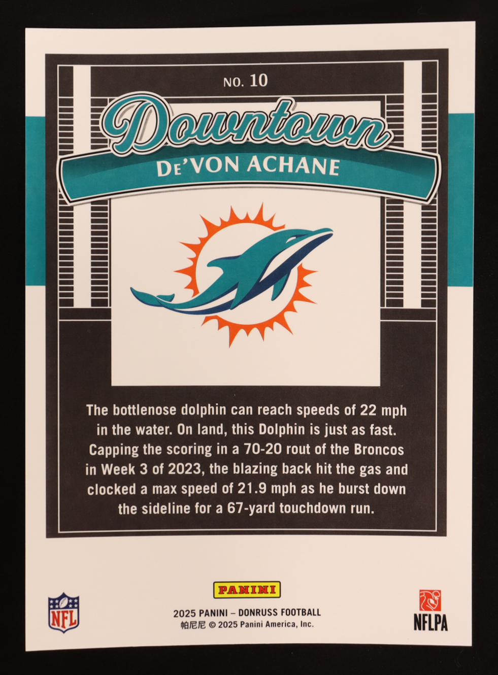 De'Von Achane 2025 Donruss Downtown! Oversize #10 at PristineAuction.com De'Von Achane 2025 Donruss Downtown! Oversize #10 at PristineAuction.com