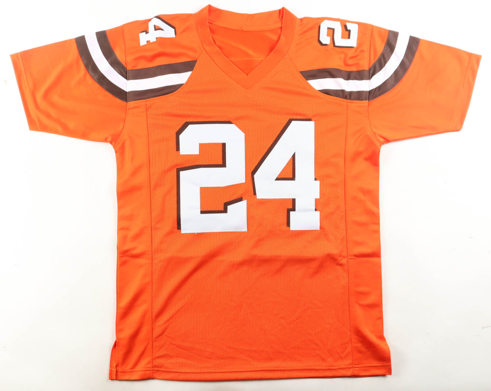 Nick Chubb Signed Jersey (Beckett) at PristineAuction.com Nick Chubb Signed Jersey (Beckett) at PristineAuction.com