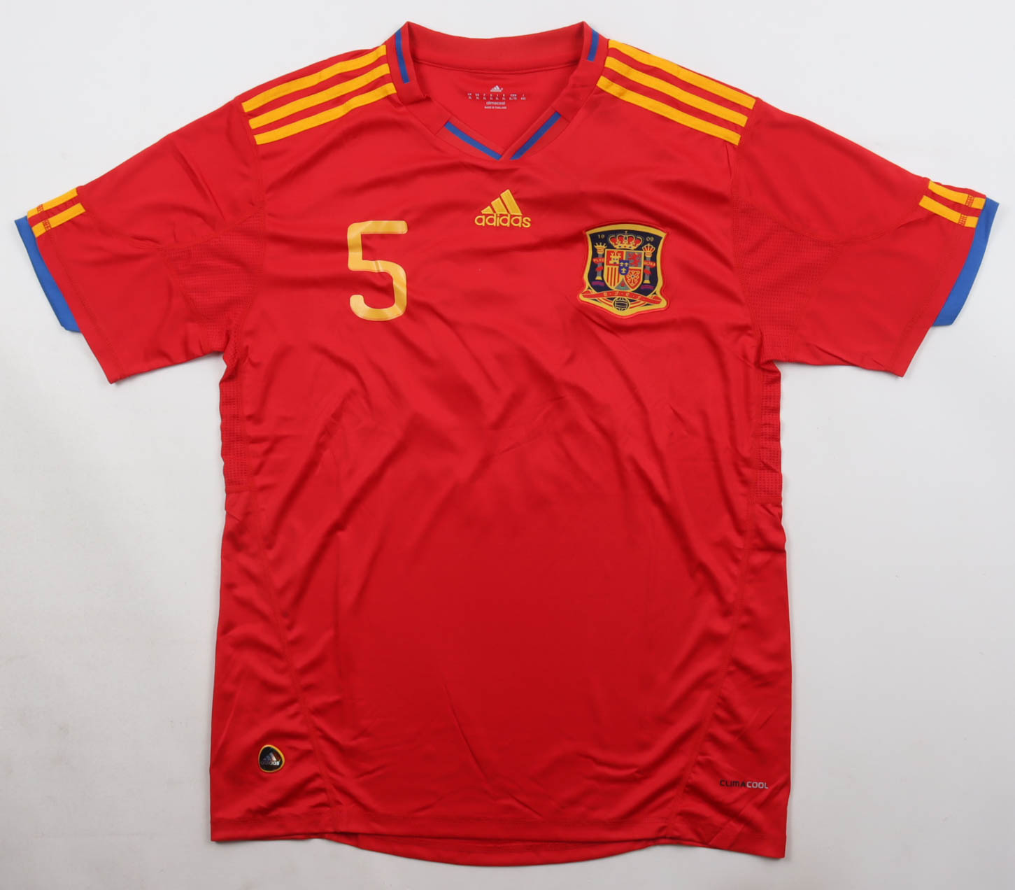 Carles Puyol Signed Spain Adidas Authentic Jersey (Beckett) at PristineAuction.com Carles Puyol Signed Spain Adidas Authentic Jersey (Beckett) at PristineAuction.com