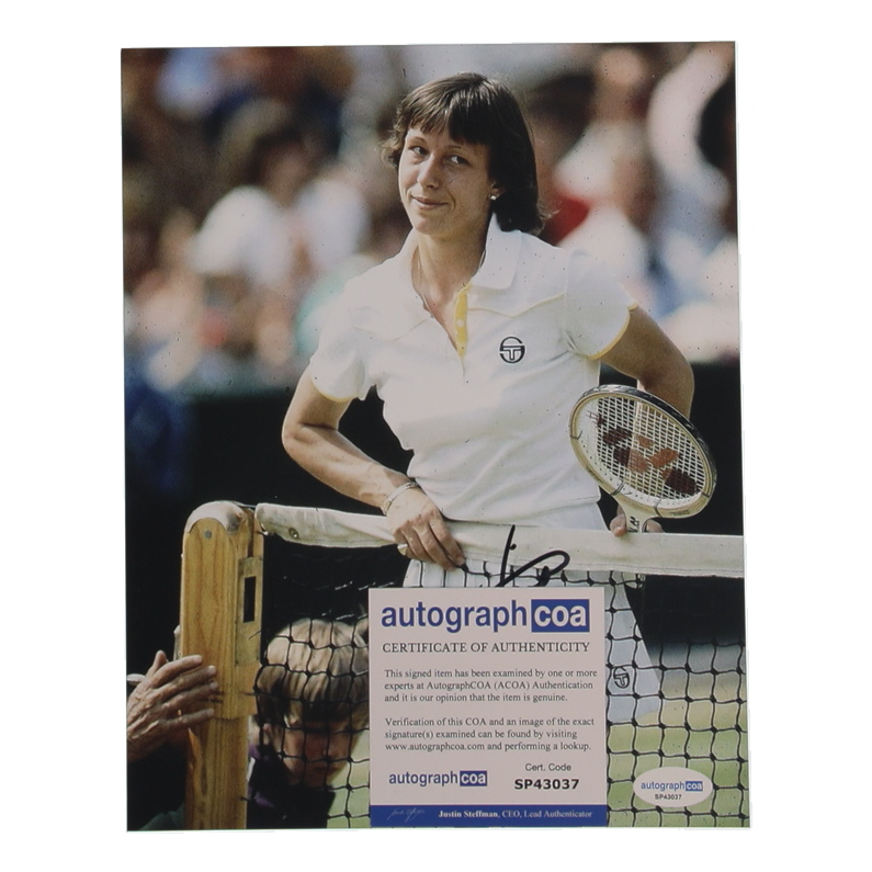 Martina Navratilova Signed 8x10 Photo (AutographCOA) at PristineAuction.com Martina Navratilova Signed 8x10 Photo (AutographCOA) at PristineAuction.com