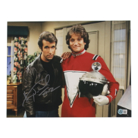 Henry Winkler Signed "Happy Days" 11x14 Photo Inscribed "Fonz" (Beckett) at PristineAuction.com