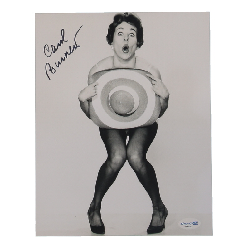 Carol Burnett Signed "The Carol Burnett Show" 8x10 Photo (AutographCOA) at PristineAuction.com Carol Burnett Signed "The Carol Burnett Show" 8x10 Photo (AutographCOA) at PristineAuction.com