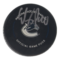 Elias Pettersson Signed Canucks Logo Hockey Puck (Fanatics) at PristineAuction.com