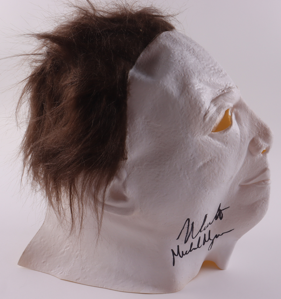 Nick Castle Signed "Halloween" Mask Inscribed "Michael Myers" (ACOA) at PristineAuction.com Nick Castle Signed "Halloween" Mask Inscribed "Michael Myers" (ACOA) at PristineAuction.com