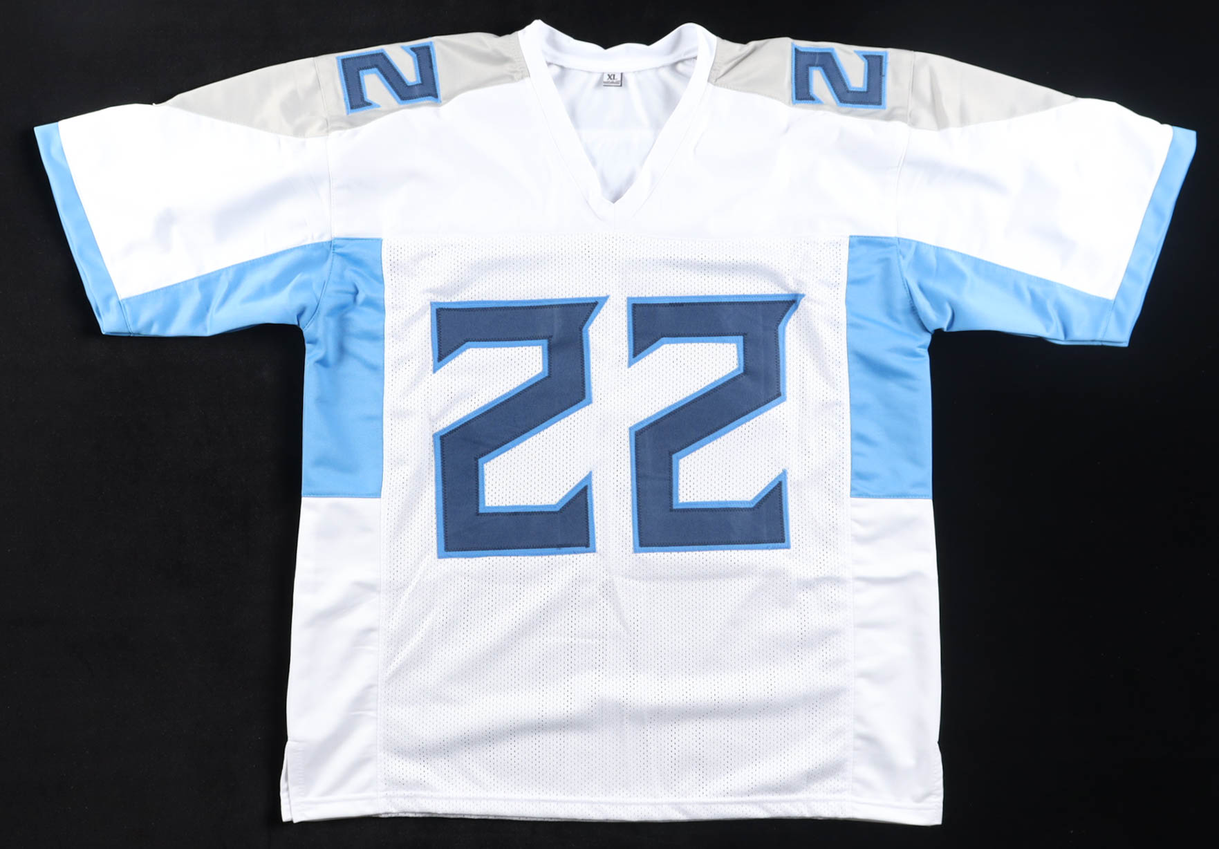 Derrick Henry Signed Jersey (JSA) at PristineAuction.com Derrick Henry Signed Jersey (JSA) at PristineAuction.com