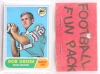 1968 Topps Football Card Fun Pack with (10) Cards at PristineAuction.com