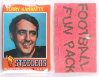 1971 Topps Football Card Fun Pack with (10) Cards at PristineAuction.com