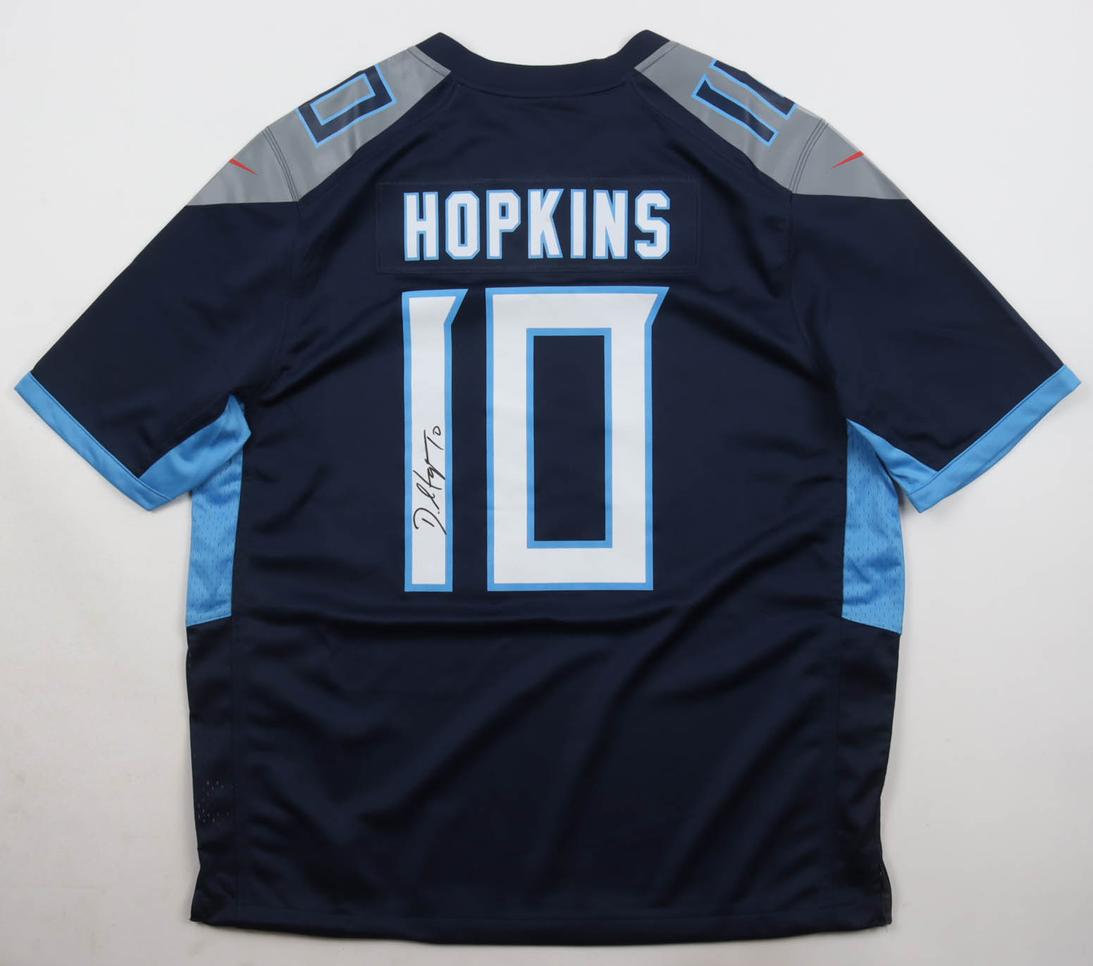 DeAndre Hopkins Signed Titans Nike Authentic Jersey (Beckett) at PristineAuction.com DeAndre Hopkins Signed Titans Nike Authentic Jersey (Beckett) at PristineAuction.com