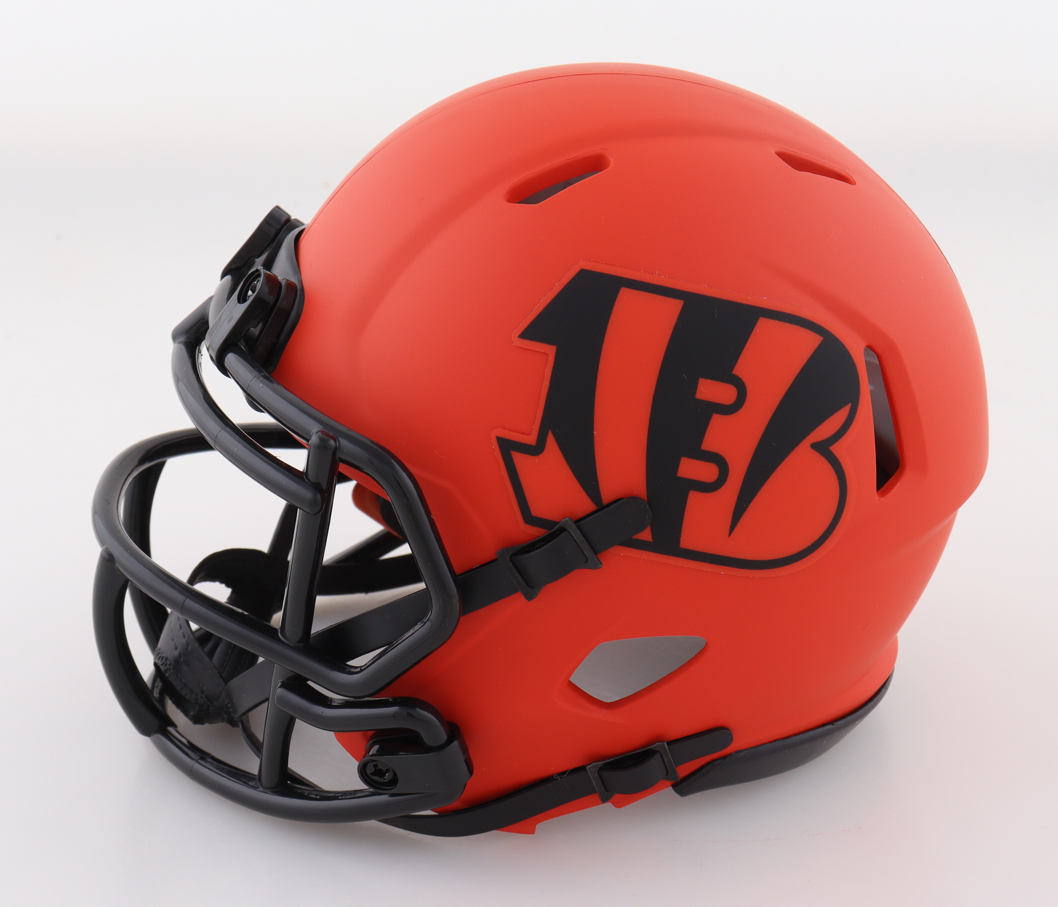 A. J. Green Signed Bengals Rave Alternate Speed Mini Helmet (Beckett) at PristineAuction.com A. J. Green Signed Bengals Rave Alternate Speed Mini Helmet (Beckett) at PristineAuction.com