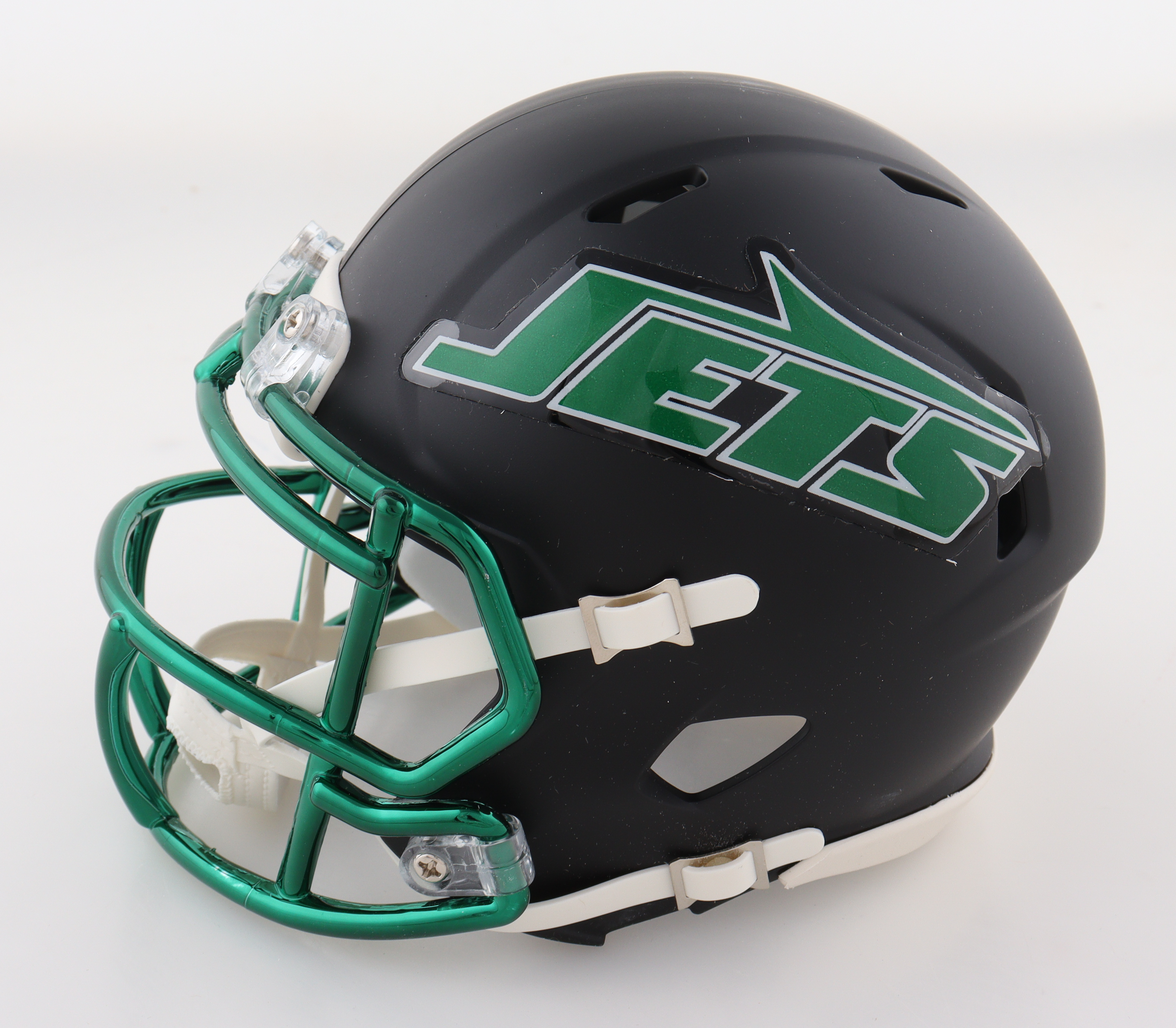 Davante Adams Signed Jets Alternate Speed Mini Helmet (Beckett) at PristineAuction.com Davante Adams Signed Jets Alternate Speed Mini Helmet (Beckett) at PristineAuction.com