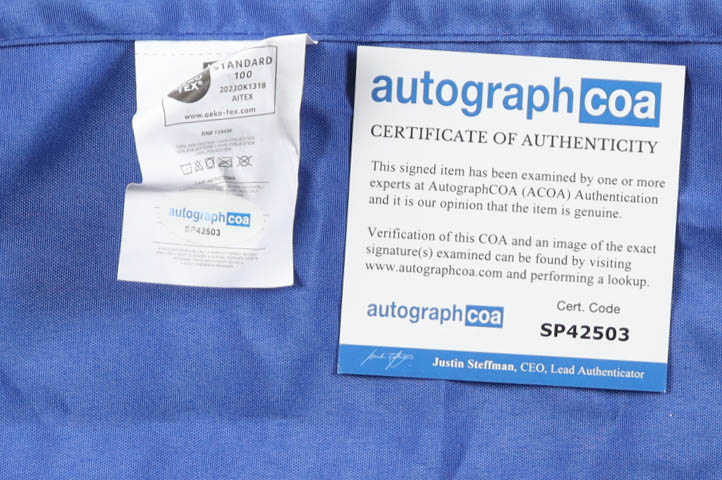 Jeremy Allen White Signed Apron (AutographCOA) at PristineAuction.com Jeremy Allen White Signed Apron (AutographCOA) at PristineAuction.com