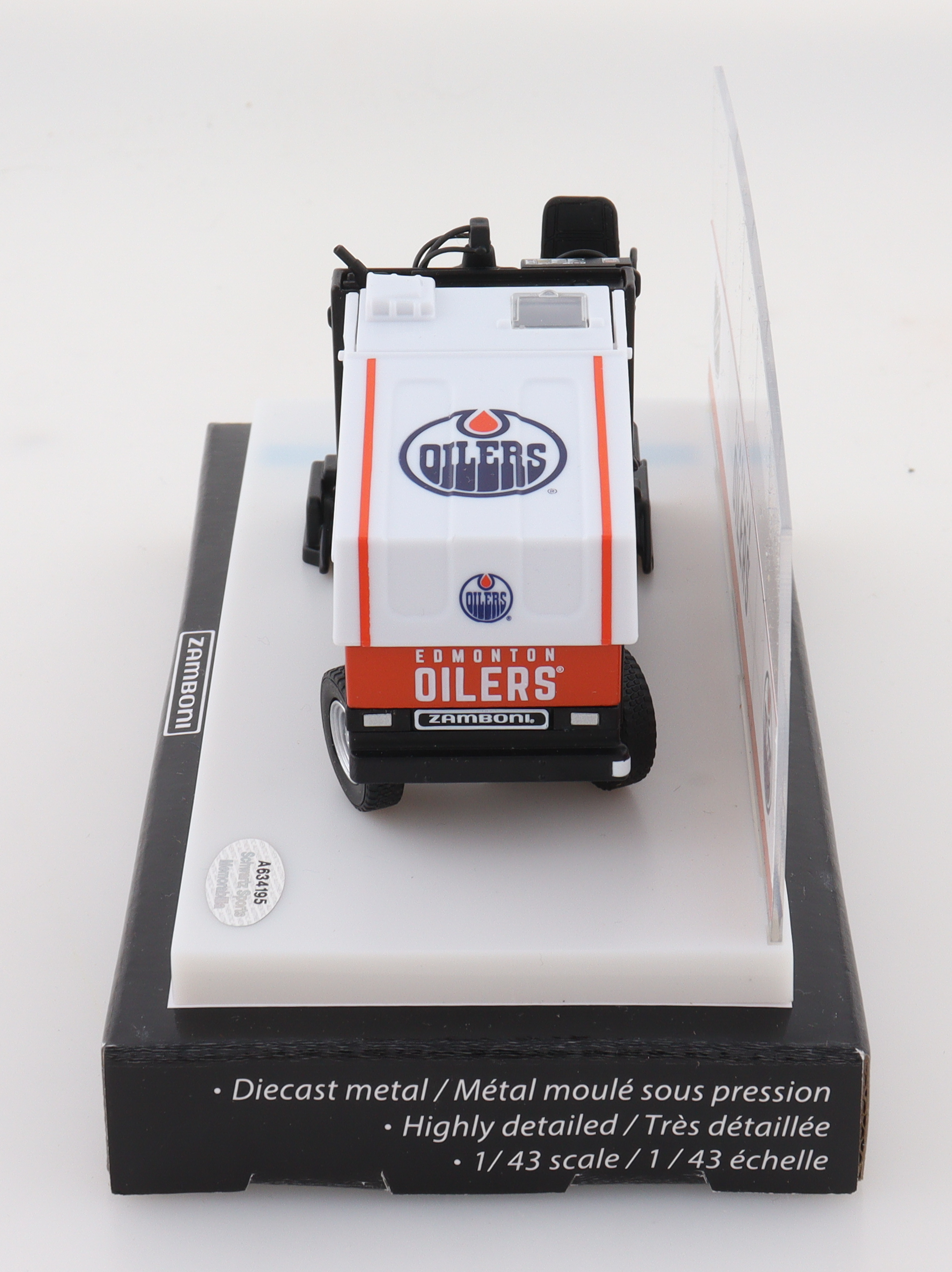 Jari Kurri Signed Oilers Mini Zamboni Inscribed "HOF '01" (Schwartz) at PristineAuction.com Jari Kurri Signed Oilers Mini Zamboni Inscribed "HOF '01" (Schwartz) at PristineAuction.com