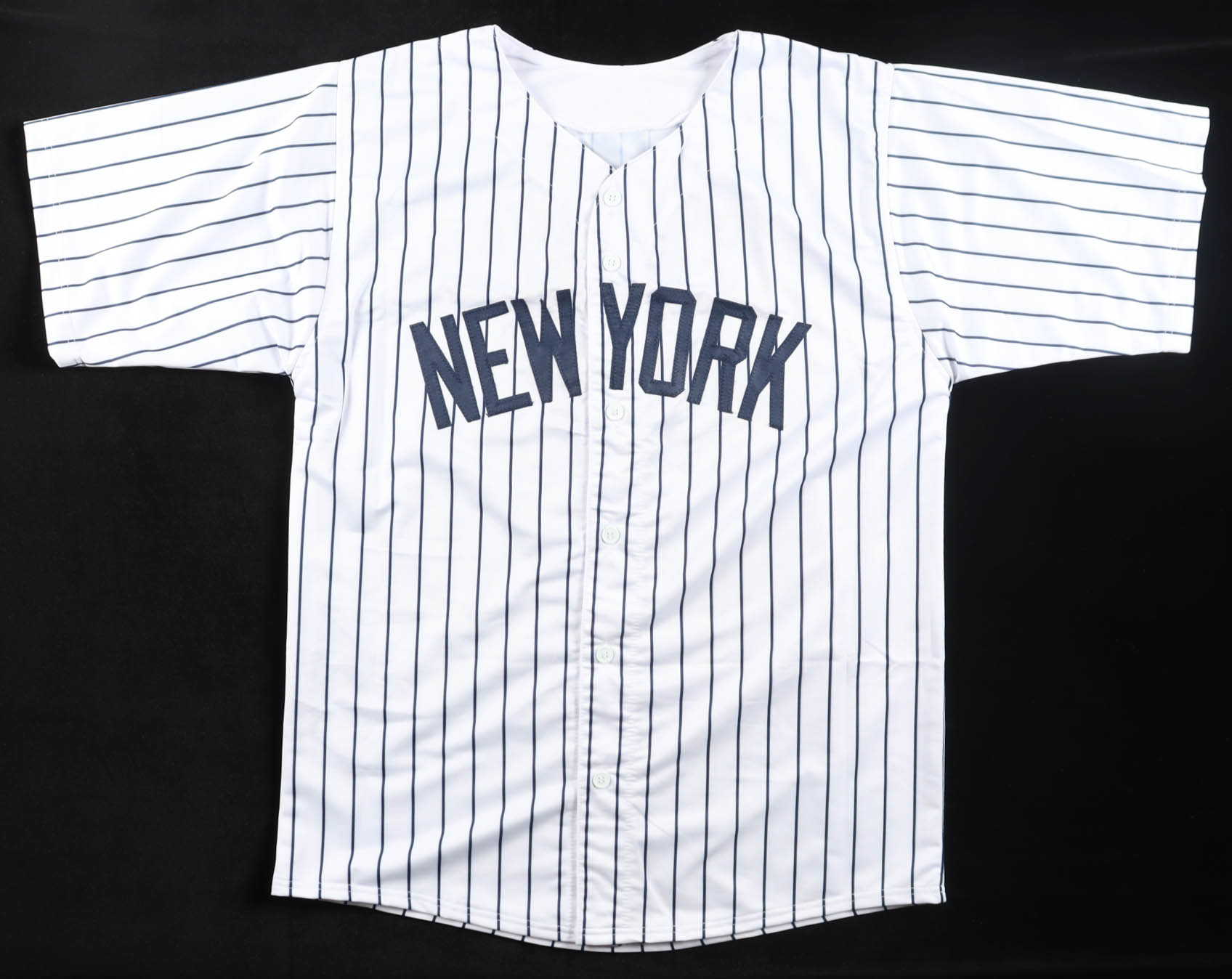 Darryl Strawberry Signed Jersey (JSA) at PristineAuction.com Darryl Strawberry Signed Jersey (JSA) at PristineAuction.com