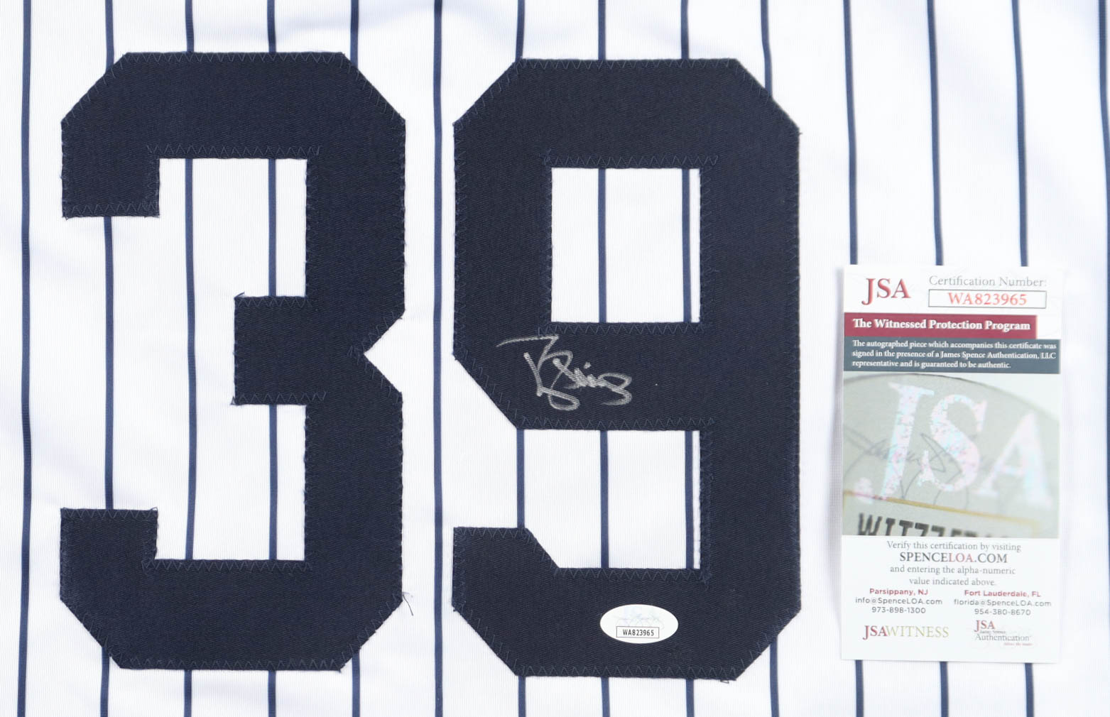 Darryl Strawberry Signed Jersey (JSA) at PristineAuction.com Darryl Strawberry Signed Jersey (JSA) at PristineAuction.com