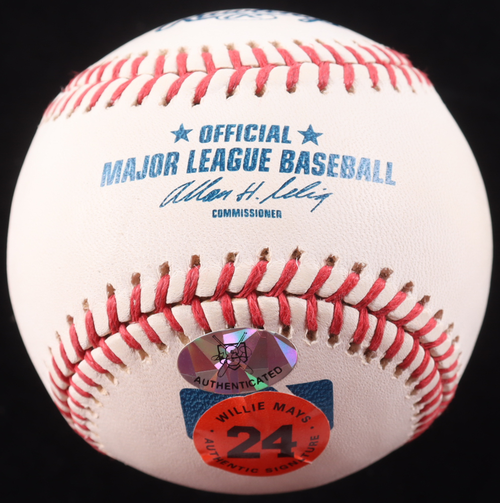 Gary Carter Signed OML Baseball with Display Case Inscribed "HOF 2003" with HOF Induction Pin (Mays & Carter) at PristineAuction.com Gary Carter Signed OML Baseball with Display Case Inscribed "HOF 2003" with HOF Induction Pin (Mays & Carter) at PristineAuction.com